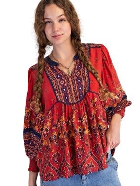 395:  EASEL NWT TOP RASPBERRY (H5)
